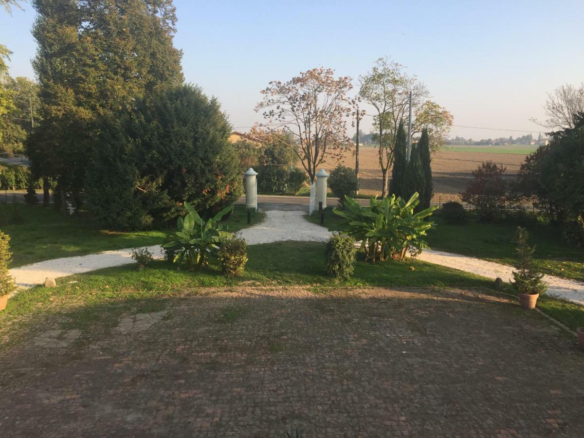Villa Pacchioni Cavezzo Luaran gambar
